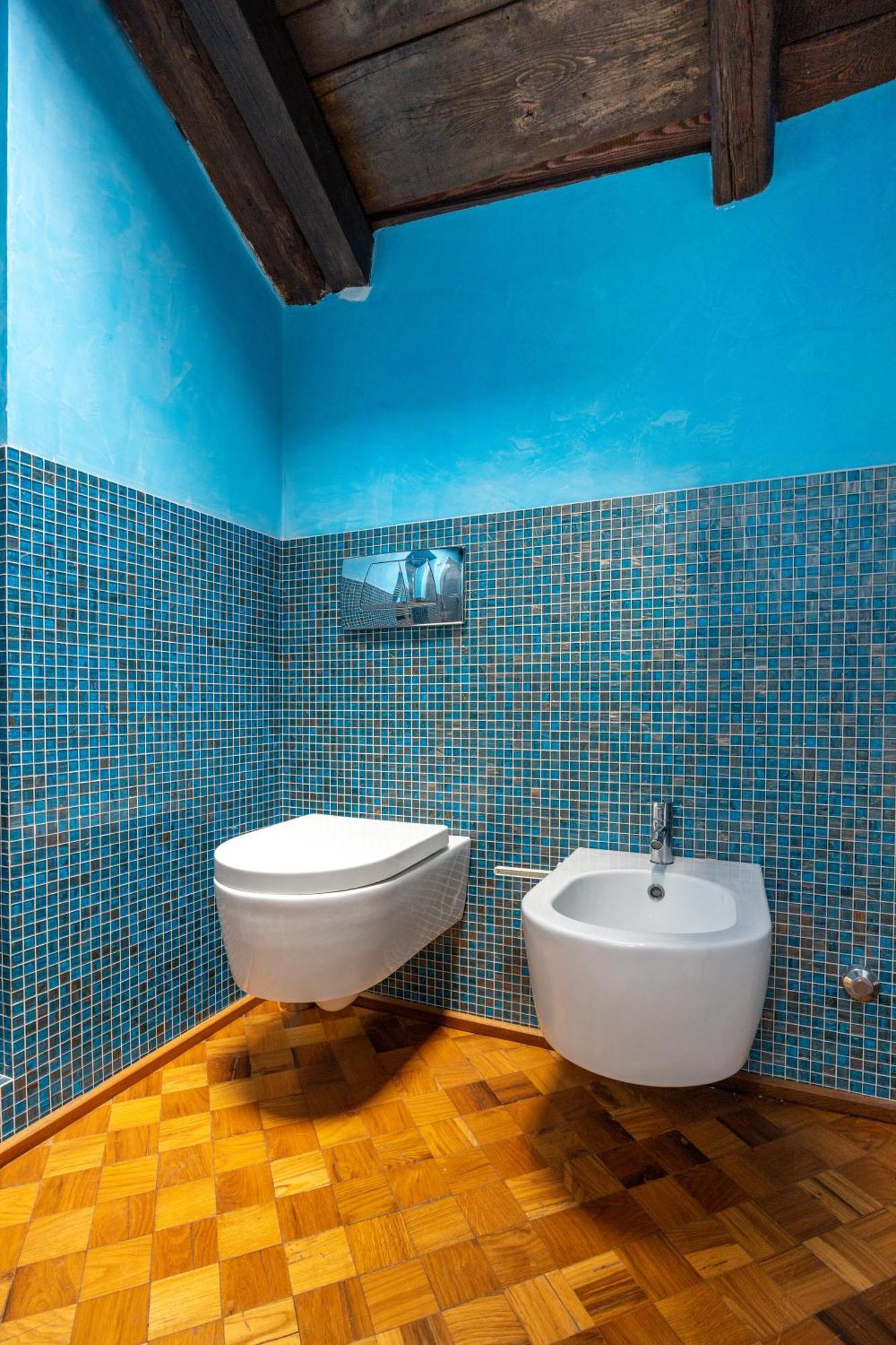Dimora De' Poeti - 250 Square Meters Attic With Jacuzzi Bologna