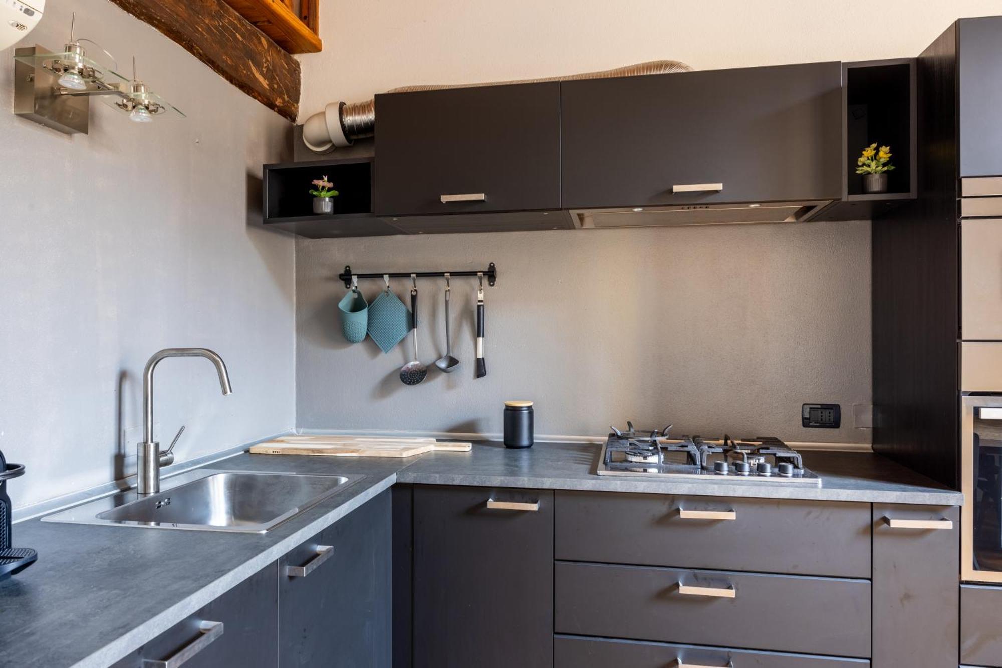 Dimora De' Poeti - 250 Square Meters Attic With Jacuzzi Apartment *